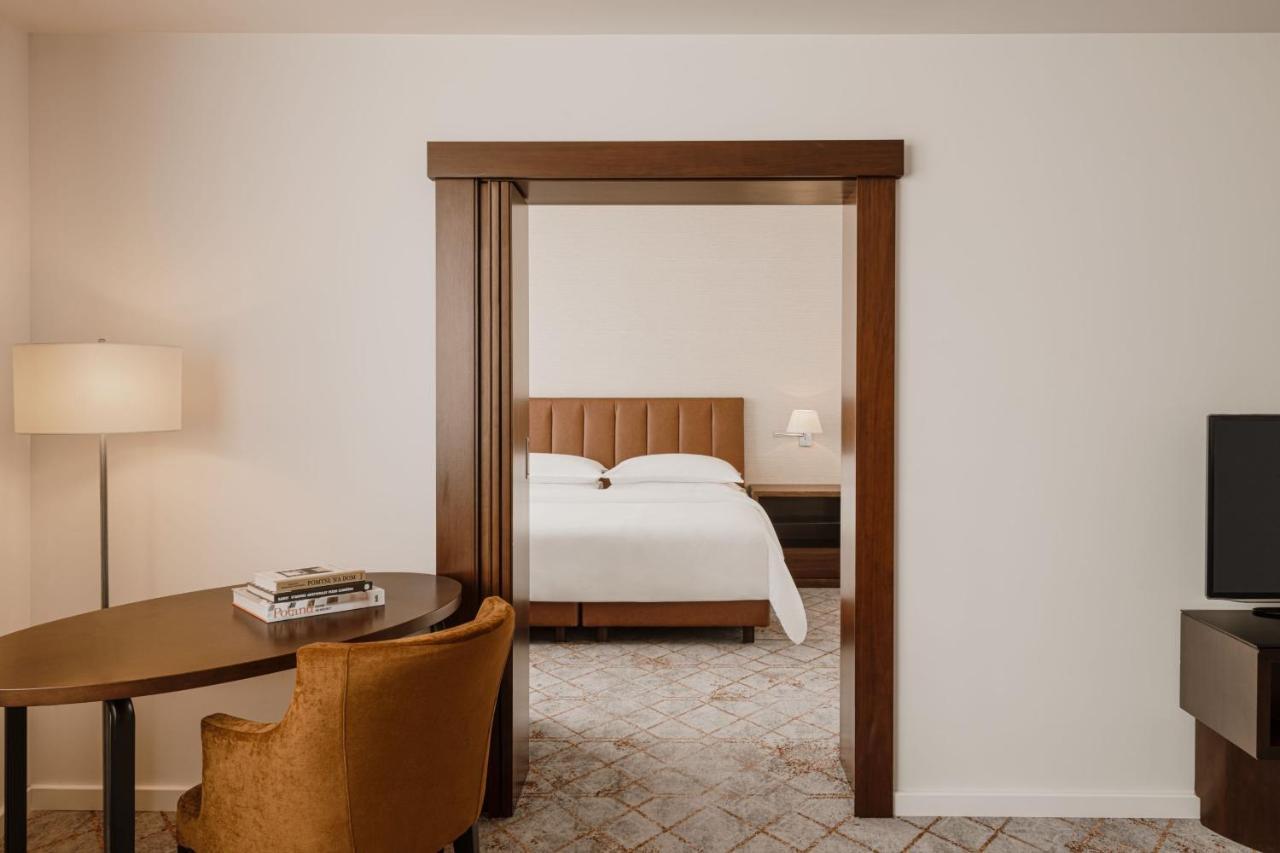 Deluxe Suite mit 1 Schlafzimmer mit 1 Kingsize-Bett - Zugang zur Clublounge